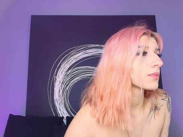 AlannaViera webcam