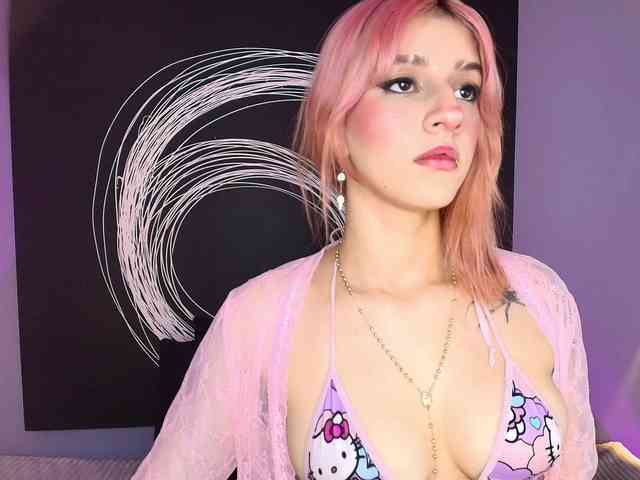 AlannaViera webcam