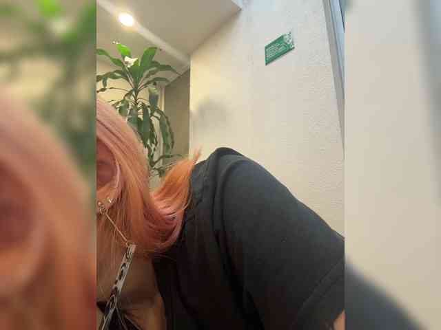 AlannaViera webcam