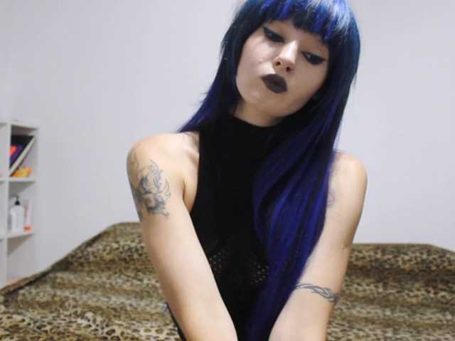angelmidnight live cam on BongaCams