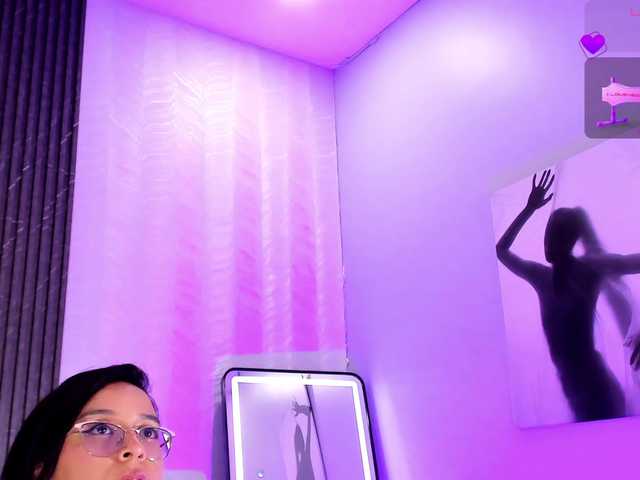 zoee-martiins live cam on BongaCams