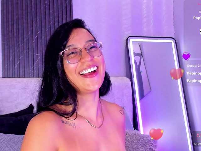 zoee-martiins live cam on BongaCams