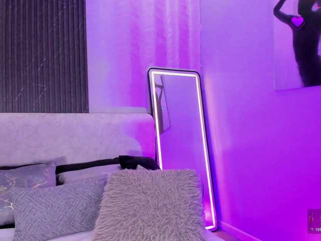 zoee-martiins live cam on BongaCams
