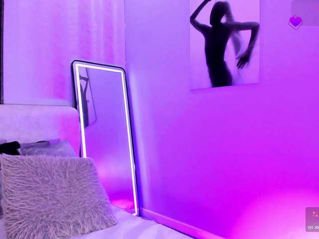 zoee-martiins live cam on BongaCams