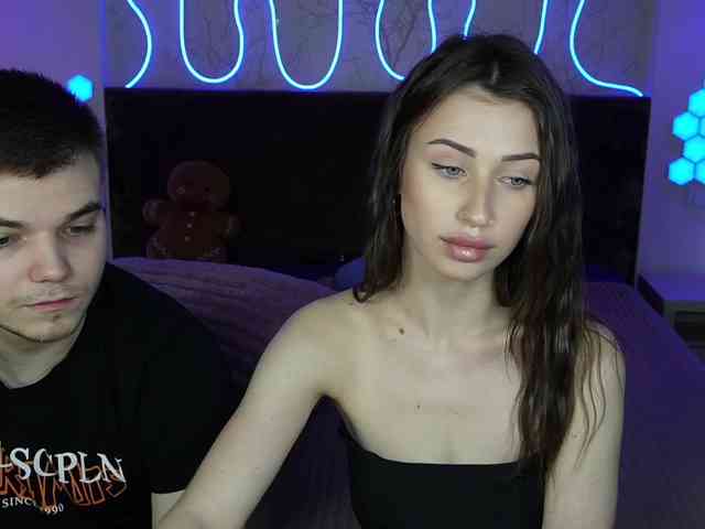 Модель: VikkiAndGeorge