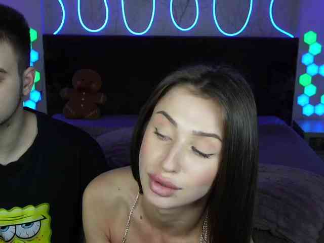 VikkiAndGeorge webcam