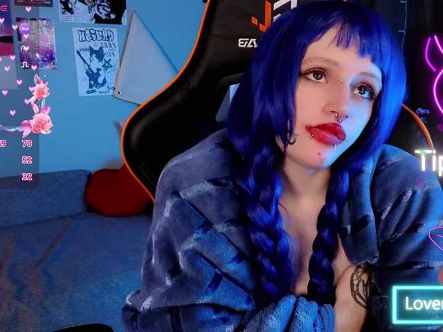 karkadeshka's BongaCams show and profile