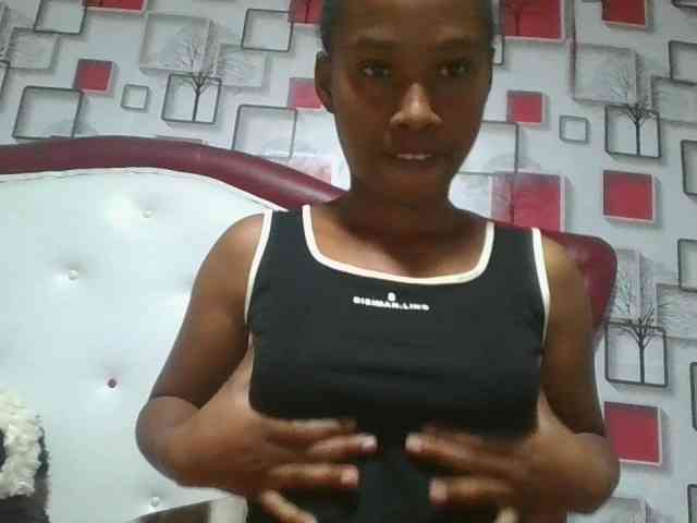 Model: Larah00