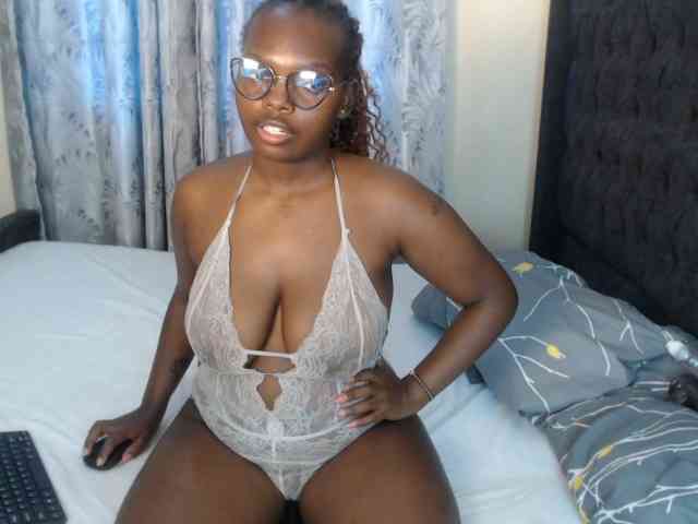 Slutty4u webcam