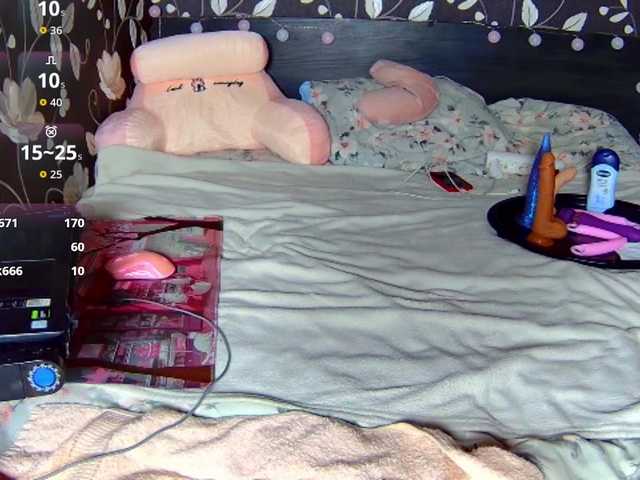 Mirabella333 live cam on BongaCams