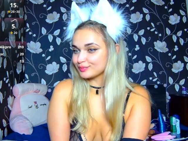 Mirabella333 live cam on BongaCams
