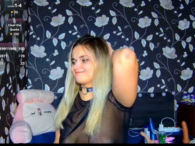 Mirabella333 live cam on BongaCams