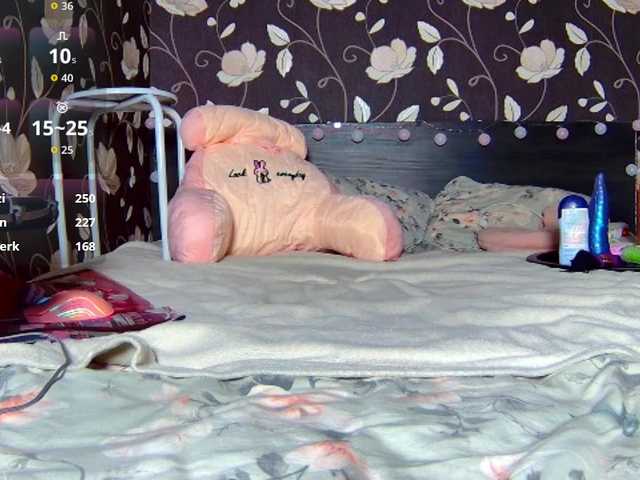 Mirabella333 live cam on BongaCams