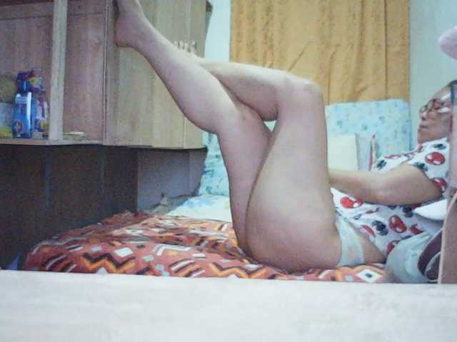 Darlin30 live cam on BongaCams