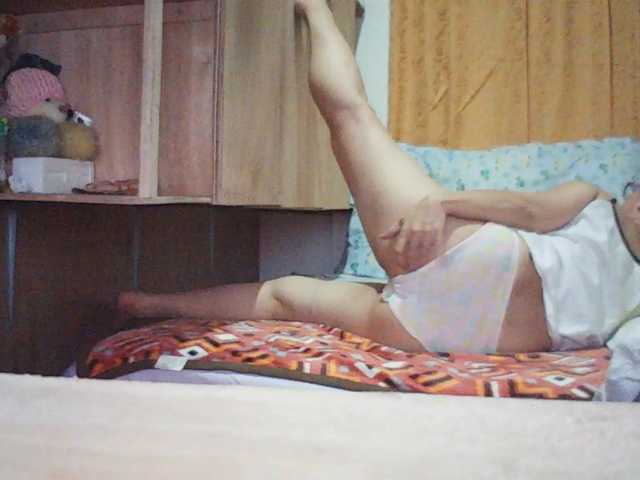 Darlin30 live cam on BongaCams
