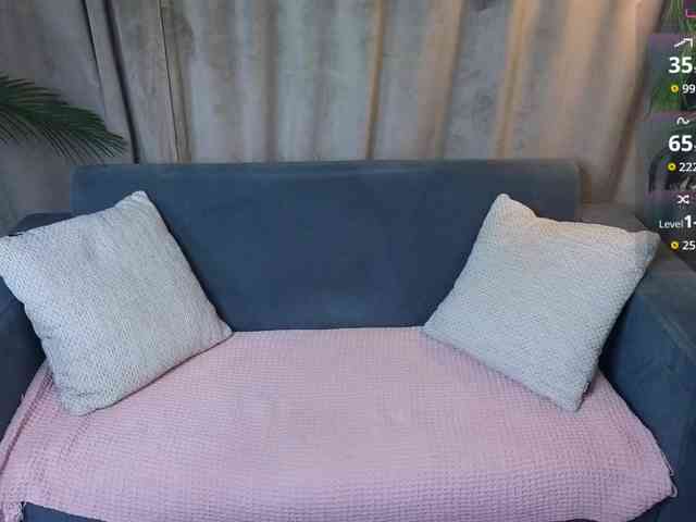 Модель: jessiebell