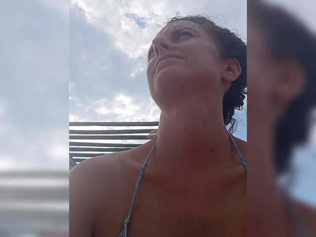 Erine9900 live cam on BongaCams