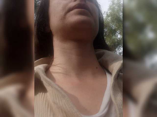 Erine9900 live cam on BongaCams