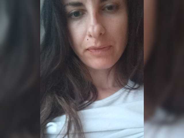 Erine9900 live cam on BongaCams
