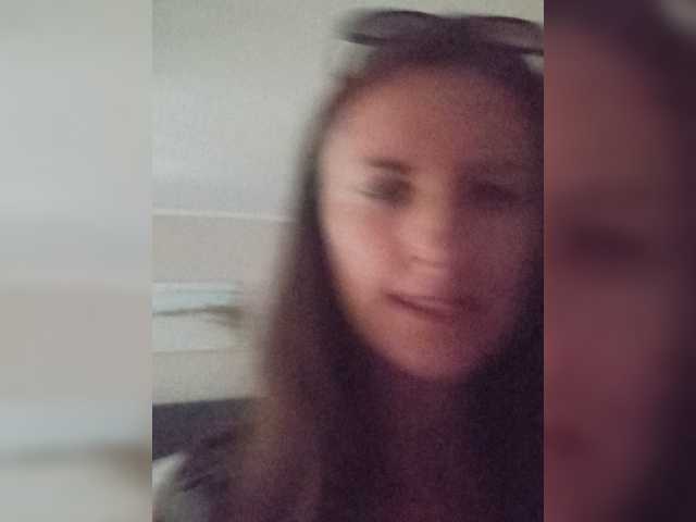 Erine9900 live cam preview