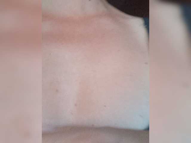 Erine9900 live webcam show