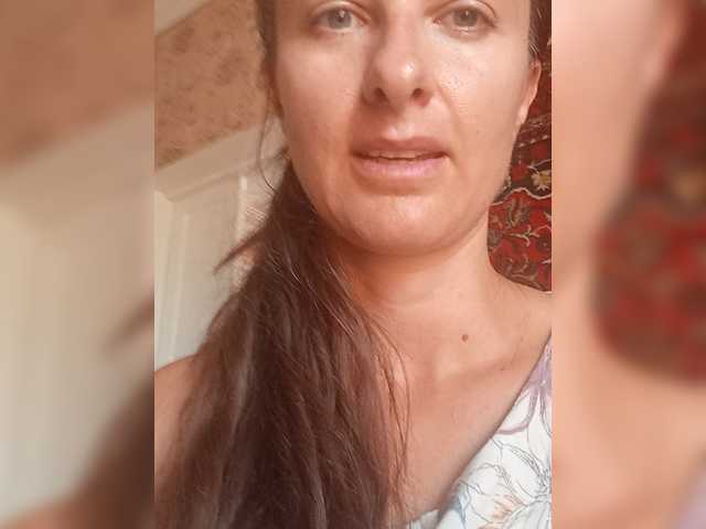 Erine9900 live cam on BongaCams