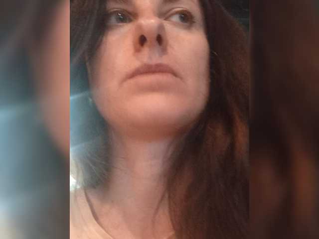 Erine9900 live cam on BongaCams