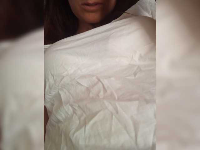 Erine9900 live cam on BongaCams