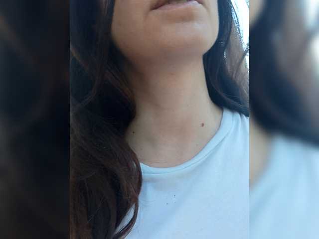 Erine9900 live cam on BongaCams