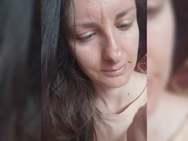 Erine9900 live cam on BongaCams
