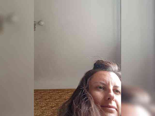 Erine9900 webcam