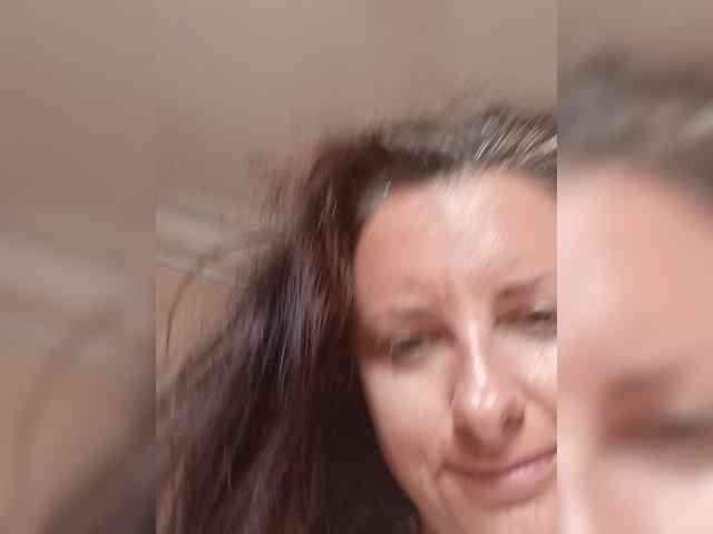 Erine9900 webcam