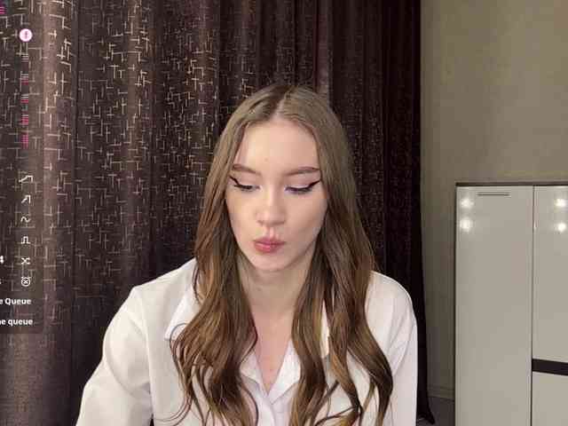 Модель: LovestTrisha