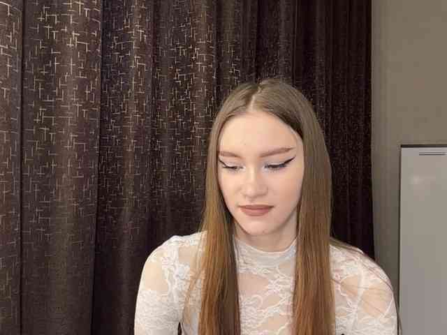 Модель: LovestTrisha