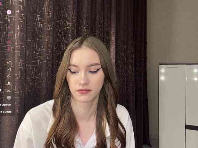 Модель: LovestTrisha