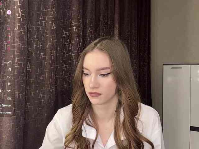 Модель: LovestTrisha