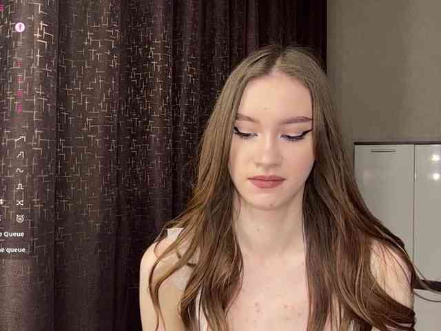 Модель: LovestTrisha