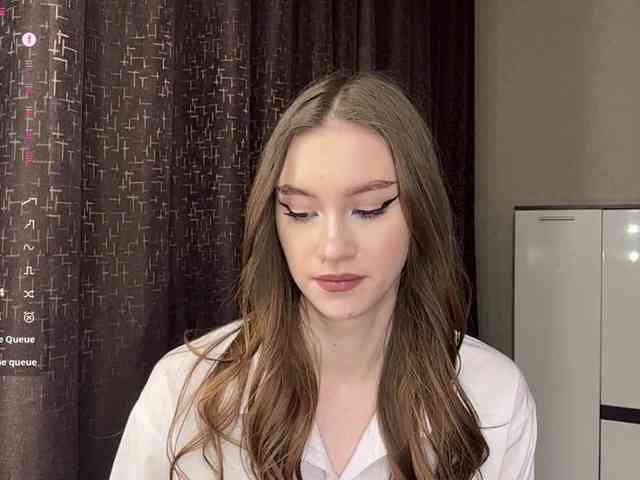 Модель: LovestTrisha