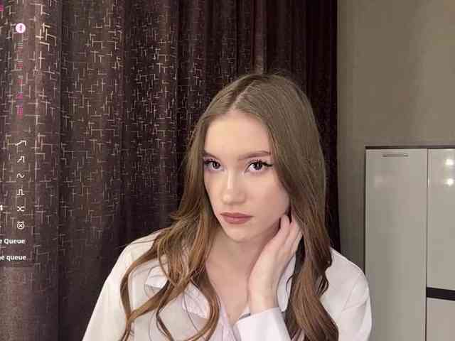 Модель: LovestTrisha