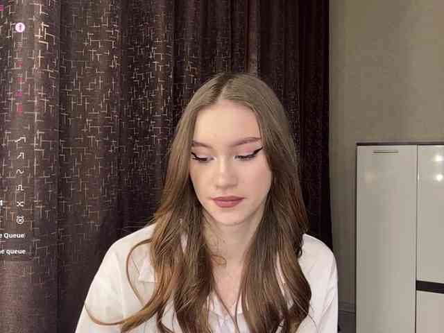 Модель: LovestTrisha