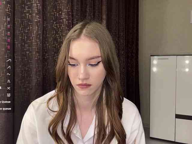 Модель: LovestTrisha