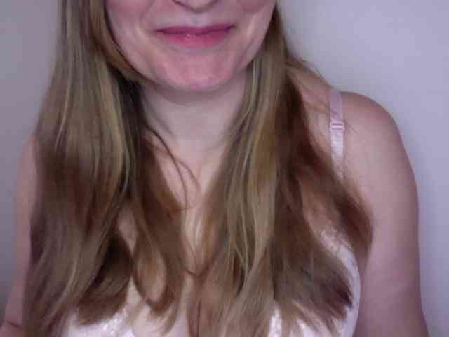 TheGirlNextDoor1 webcam