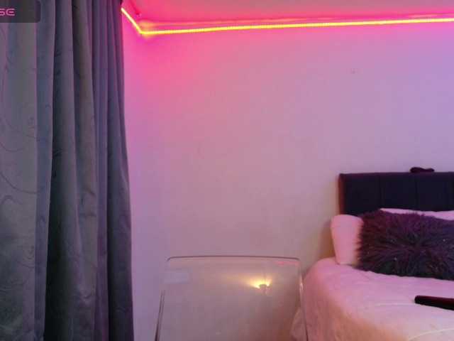 MelaniieJ01 webcam