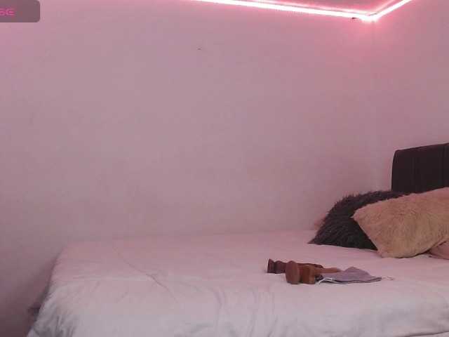 MelaniieJ01 webcam