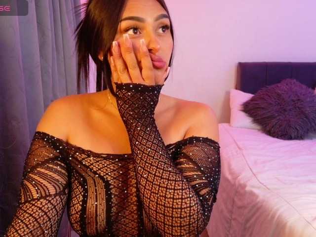 MelaniieJ01 live cam on BongaCams