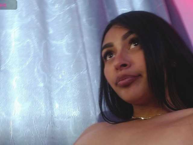 MelaniieJ01 webcam
