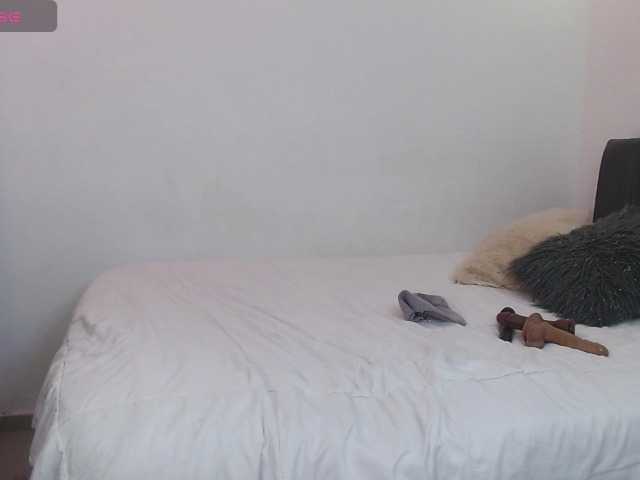 MelaniieJ01 webcam