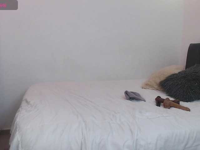 MelaniieJ01 webcam