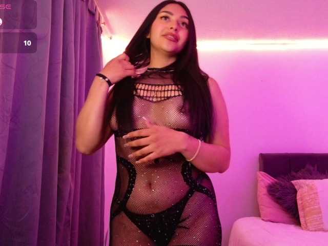 MelaniieJ01 live cam on BongaCams