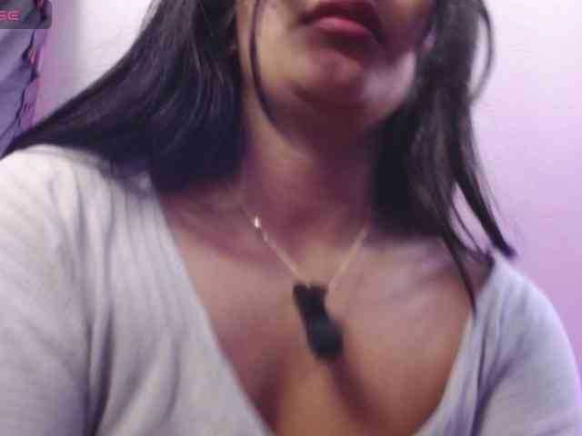 MelaniieJ01 webcam